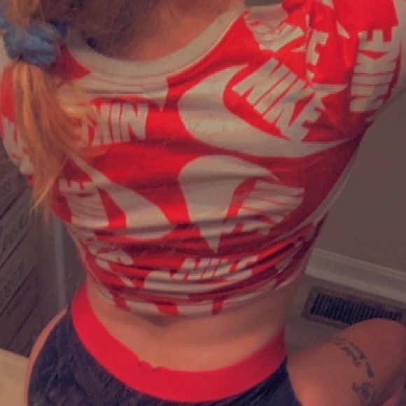 Shirts - Picture 7 of 7